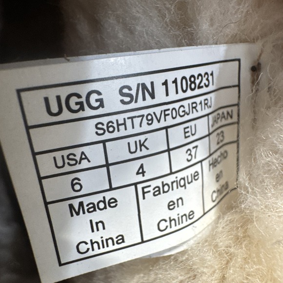 UGG Boots Women's Size 6 Chestnut Classic Mini Rubber Logo - Picture 7 of 10